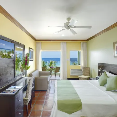 Coconut Court Beach Hotel
