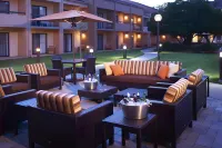Hilton Garden Inn Addison Hotel di Addison