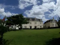 Hotel Spa le Relais du Bellay Hotels in Ternay