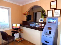 Harbor Inn & Suites Oceanside