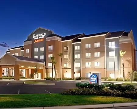 フェアフィールド イン & スイーツ バイ マリオット エル セントロ エル・セントロのホテル