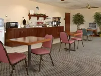 Super 8 by Wyndham Indianola