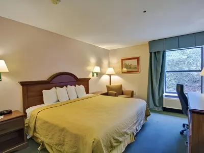 Econo Lodge Raleigh Near Walnut Creek Amphitheatre Hotel a Raleigh