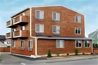 Rhea's Inn by the Sea Hotels near Rhode Island Red Monument