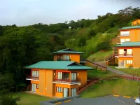Ficus Sunset Suites