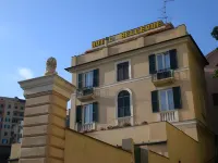 Hotel Bellevue Hotel in zona Sgomberi Genova l'usato di Red