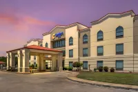 Comfort Inn Greenville I-65 - Parkplatz