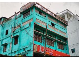Goroomgo Central Guest House Agartala
