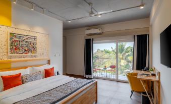 Bedzzz Xclusiv Morjim, Goa by Leisure Hotels
