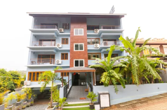 Alekhya Suites - Panaji Отели рядом с достопримечательностью «Мирамар Бич»