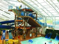 Americana Waterpark Resort & Spa فنادق في Thorold