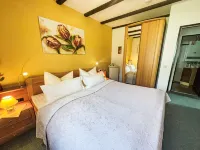 Am Hohen Bogen Hotels in Arrach