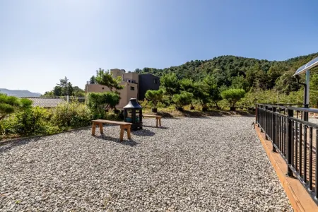 Gapyeong Migashil Pension Отели рядом с достопримечательностью «Jara Island»