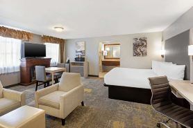 Best Western Plus Weston Inn