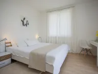 Beautiful Villa 100m from the Sea Hotels in der Nähe von Terminal A of Split Airport
