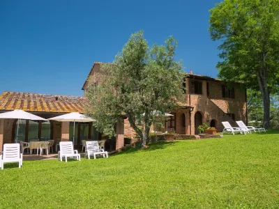 With Pool and Air Conditioning Hotel in zona Golf Club Castelfalfi
