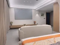 Emeishan Zhongxingshan Homestay (Dumen Street No.1)