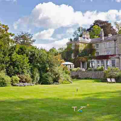 CBH Burleigh Court Hotel Hotel Exterior
