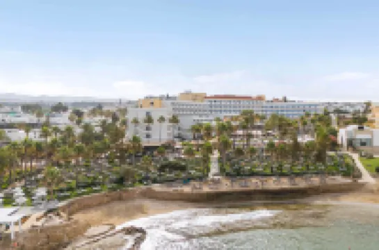 St George Beach Hotel & Spa Resort Отели в г. 