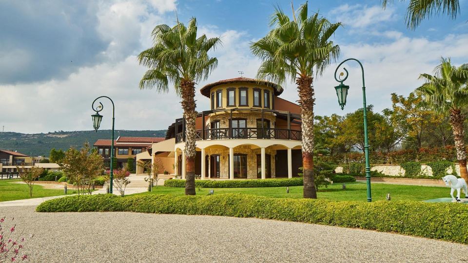 Emirsoy Harası | Race Horse Farm | Room No: 2