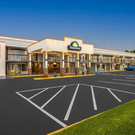 Days Inn by Wyndham Wildwood I-75