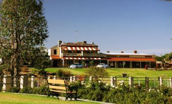 Victoria Hotel Strathalbyn