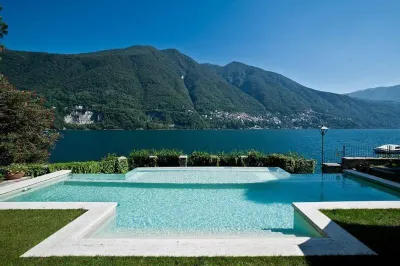 Relais Villa Vittoria - Antica Dimora - Lake Como Hotel a Centro Valle Intelvi