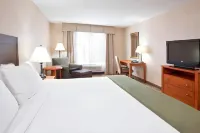 Holiday Inn Express & Suites Bay City Hotel di Kota Bay