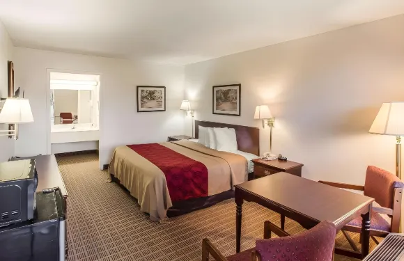 託馬斯維爾伊克諾旅館