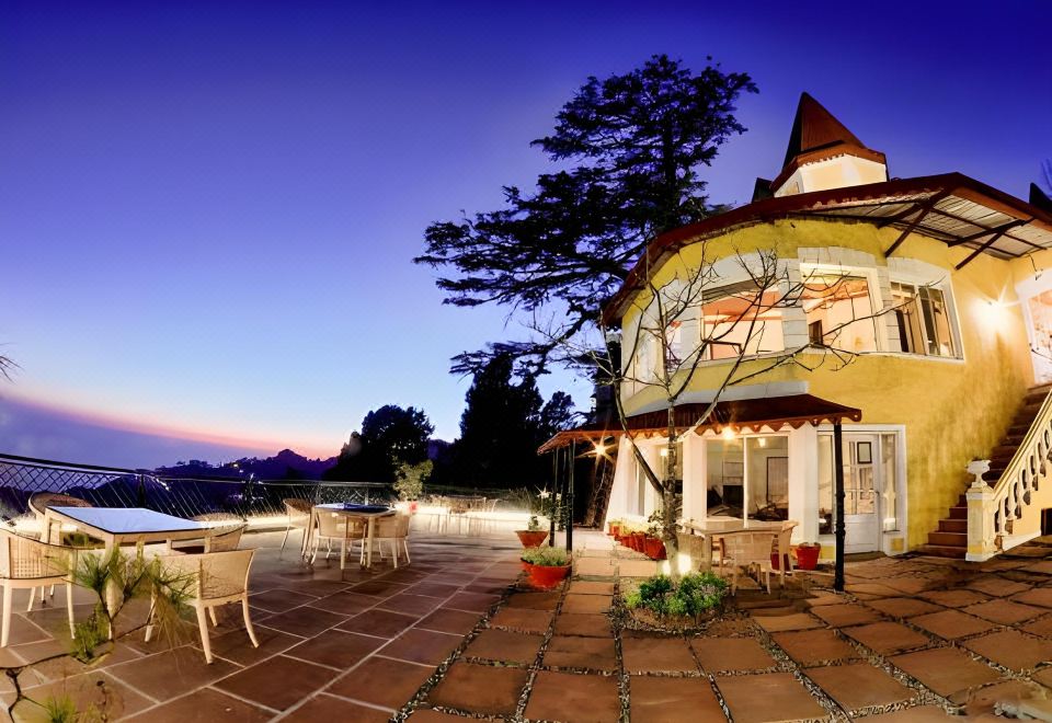hotel overview picture