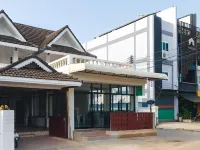 Yindee Travellers Lodge