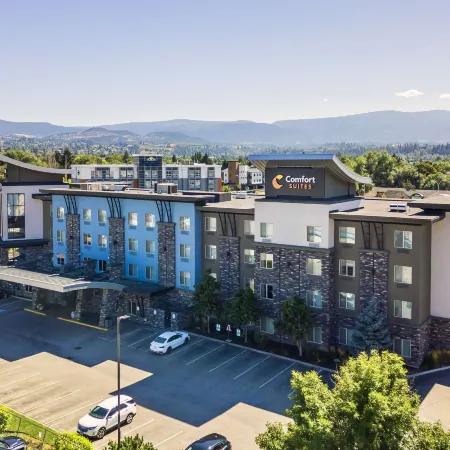 Comfort Suites