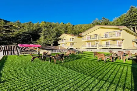 Nature Villa Resort Отели рядом с достопримечательностью «Sidh Baba Ka Mandir»