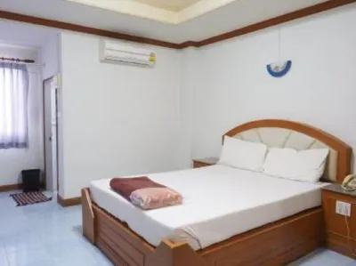 Jitwilai Place Hotel di Ho Rattanachai