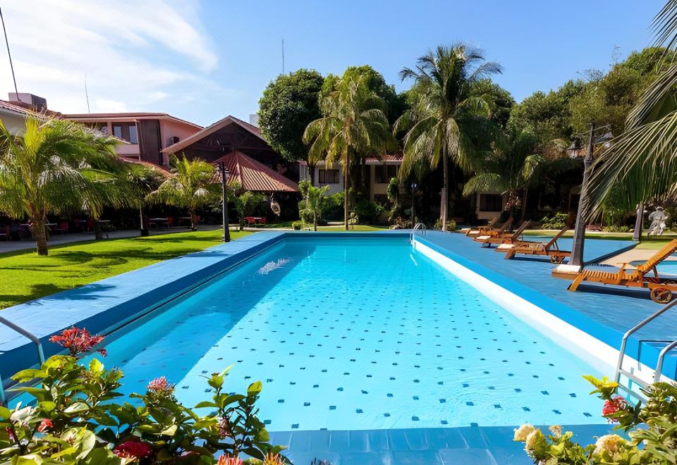 4. 호텔 코르테스 ..