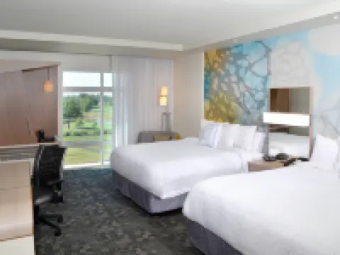 Courtyard Youngstown Canfield Hotels in Canfield