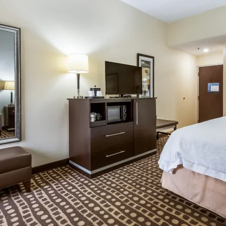 Hampton Inn Columbus-West