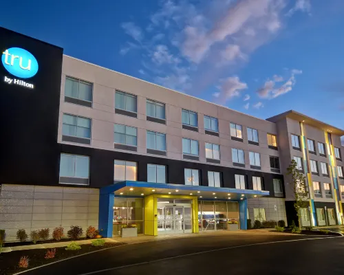 Tru by Hilton Concord Hotels in Concord