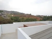 Twelve Stones Dago Village Hotels in Cimenyan