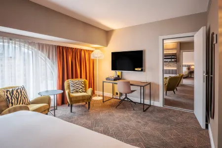 Hilton Brussels Grand Place Отели рядом с достопримечательностью «Musee Wiertz»
