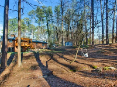 Beautiful home in the heart of Raleigh, perfect blend of convenience & comfort. Hotels in Wake County