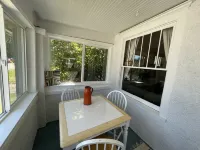 Cozy home minutes from downtown and close to the Big Horn Mountains. Hotel a Sheridan