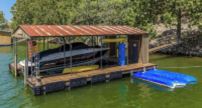 Lakefront Cabin & Bunkhouse with Private Dock
