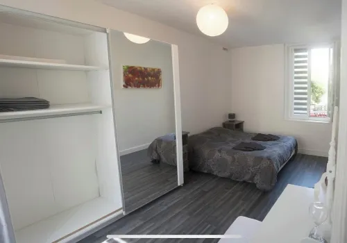 Appartement Cosy au Coeur des Maisons de Champagne Avec Jardin Privé de 110m2