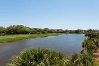 Renovated on the Lagoon within Walking Distance to the Beach & Amenity Cards!