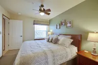 Family-Friendly Bayfront Condo, Patio Beach Access, Walk to Beach & Dining
