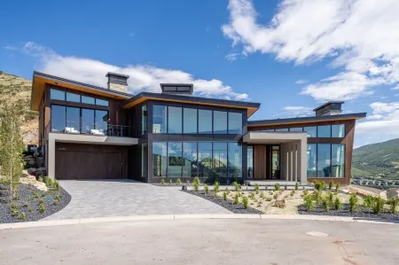 Christmas Available-Ski New Deer Valley East Village-Skyridge- 5 Min