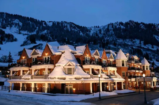 Aspen Mountain Residences [Formerly Hyatt Grand Aspen] at Owner Direct Rates