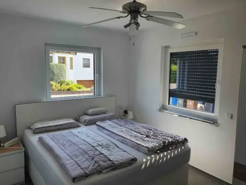 Quiet apartment with terrace Hotels in Brechen