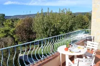 Beautiful Provencal Stone Villa with Large Pool and Pool House